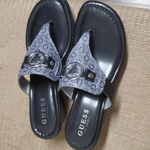 🖤GUESS🖤 WEDGE SANDALS - Picture 2 of 6